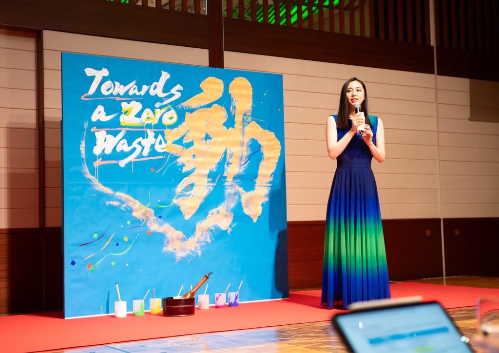 UNEP IETC 30周年イベント 書道パフォーマンス